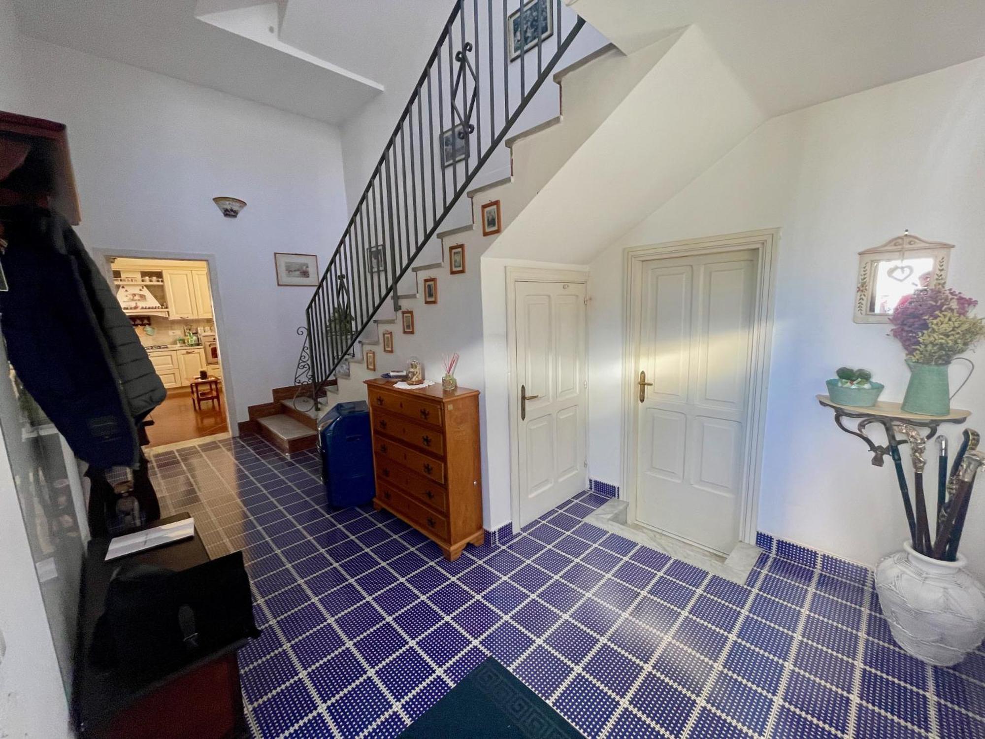 La Casa Di Luisa Appartamento 3 Camere Вико-Экуенсе Экстерьер фото