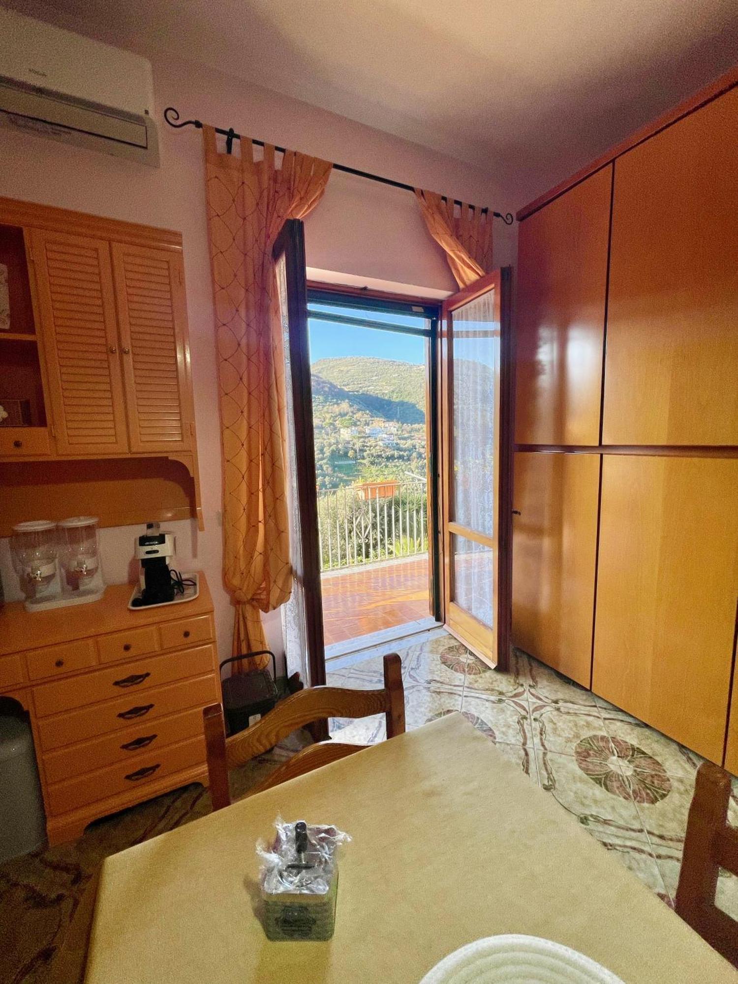 La Casa Di Luisa Appartamento 3 Camere Вико-Экуенсе Экстерьер фото